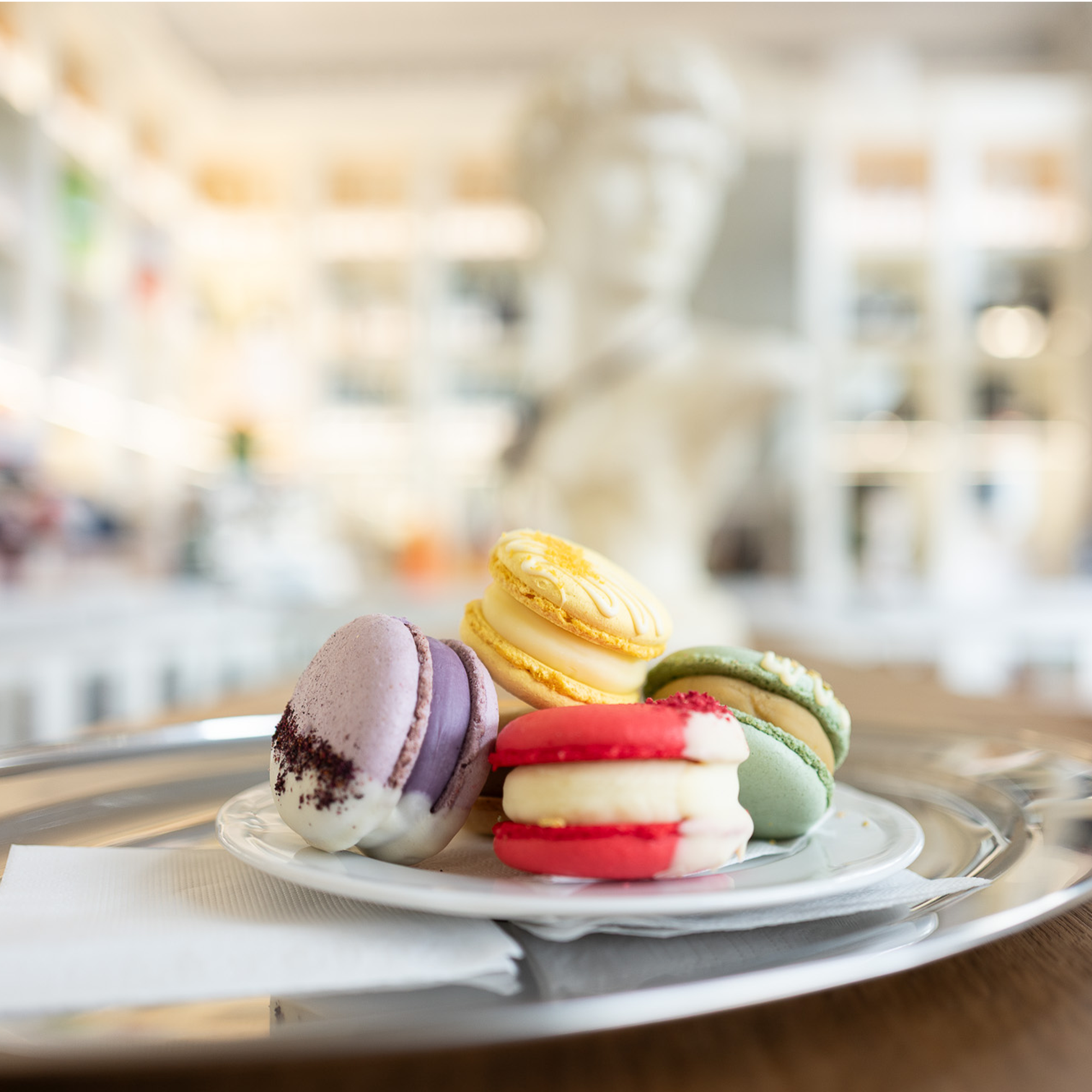 Френска наслада – дегустация на макарони с шампанско